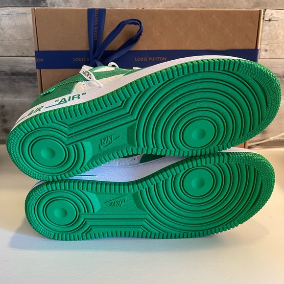 💚New!! Extremely RARE Louis Vuitton x Nike Air Forces! Green men’s size 9💚 - Picture 10 of 11